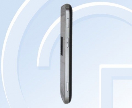Samsung пуска мини-версия на защитения смартфон GALAXY S4 Active