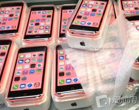Нови снимки на Apple iPhone 5C (обновена)
