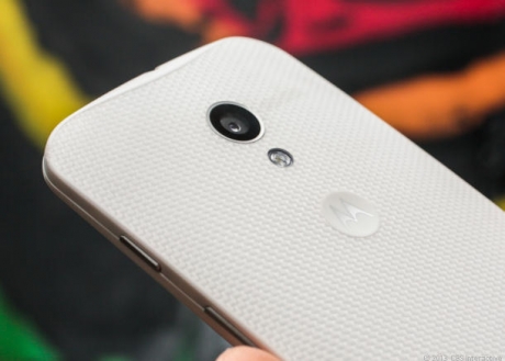 Цената на Moto X започна да пада