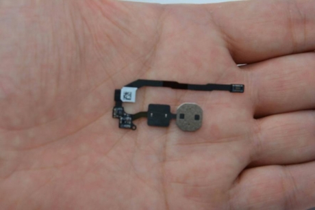Apple iPhone 5S ще получи скенер за пръстови отпечатъци (снимки)