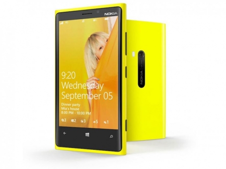 Прес-снимки на 6-инчовия Nokia Lumia 1520 (Bandit)