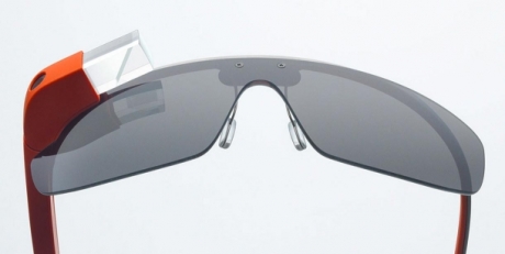 Създадоха приложение, което позволява на Android телефон да контролира Google Glass