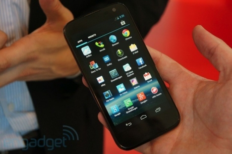 IFA 2013: Medion представи смартфона X4701