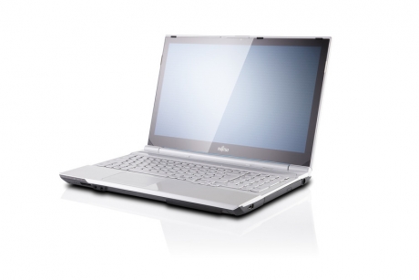 Fujitsu представиха 15,6-инчовия лаптоп с тъчскрийн LifeBook AH562