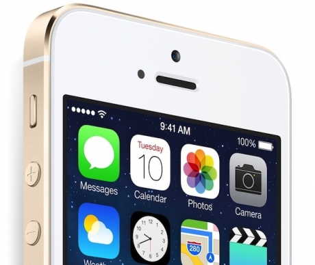 Японски оператори предлагат безплатен iPhone 5S за своите клиенти