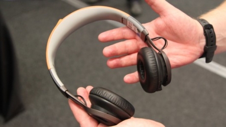 Intelligent Headset – следващото поколение допълнена реалност