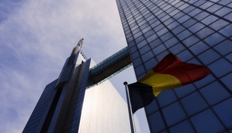 Белгийският мобилен оператор Belgacom бил атакуван от хакери няколко години