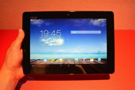 Asus анонсира обновения PadFone Infinity