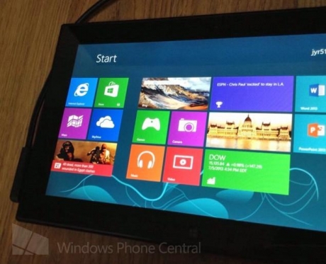 На 22 октомври Nokia представя Lumia 1520 и Lumia 2520
