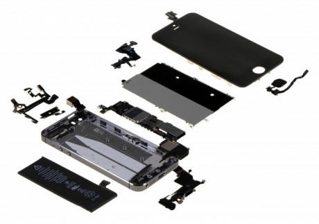 Колко струва производството на iPhone 5S и iPhone 5C?