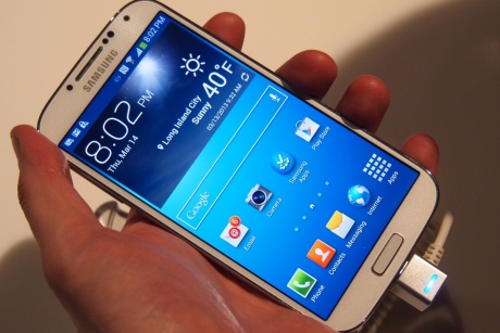 Samsung Electronics подготвя премиум серията смартфони Galaxy F, които ще са по-скъпи от серията Galaxy S