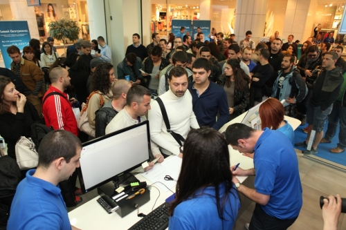 Samsung Galaxy S5 – вече и на българския пазар