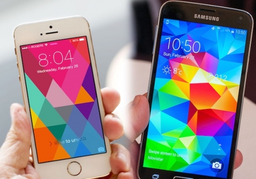 Тест на производителността между iPhone 5S и Galaxy S5