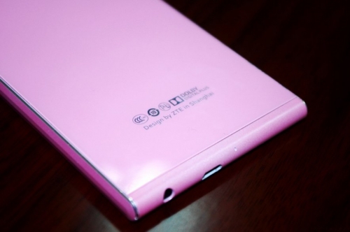 Стилният ZTE Star 1 копира чертите на Ascend P6