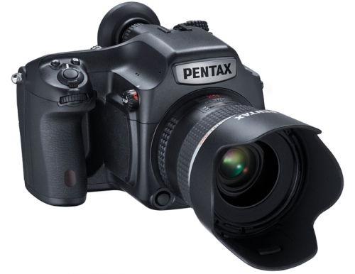 Първи данни за цифровия фотоапарат Pentax 645z
