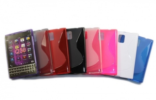 За новия смартфон BlackBerry Q30 се знае почти всичко