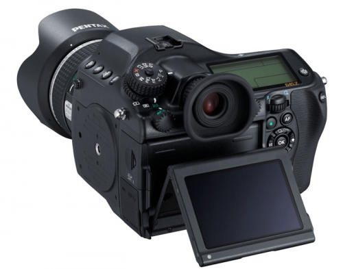 Първи данни за цифровия фотоапарат Pentax 645z