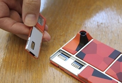 Революционният смартфон Google Ara ще се появи през януари