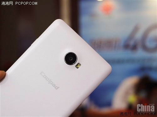 Coolpad K1: смартфон с поддръжката на 2 SIM-карти и 4G