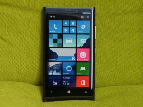 Nokia Superman – първият Windows Phone за селфи