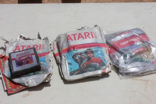 Откриха заровеното съкровище на Atari, намерени са дискети, каталози и рекламни материали