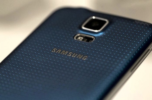 Galaxy Alpha ще струва 48 и ще излезе през есента