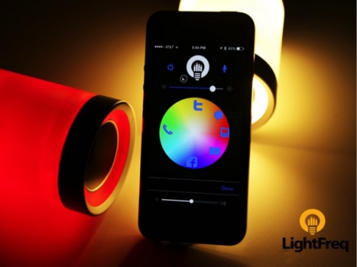 LightFreq – интелигентна лампа с в граден високоговорител