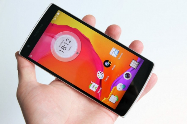Станаха известни някои от спецификациите на OnePlus Two