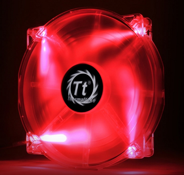 Thermaltake анонсира пускането на 200-мм вентилатори Pure 20 LED Red и Pure 20 LED White