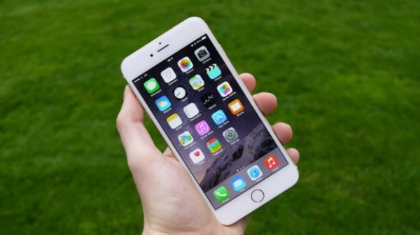По iPhone 7 вече се работи и той ще бъде с А9 процесор