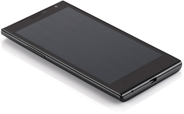 Haier W858: 5-инчов смартфон с многоканален DTS звук