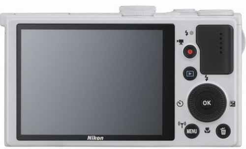 Nikon започва продажбите на компактния цифров фотоапарат Coolpix P340
