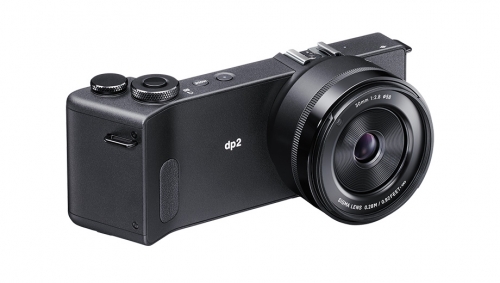 Sigma представиха фотоапарата DP2 Quattro