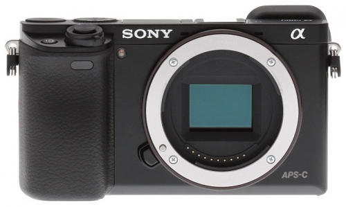 Sony A6000: безогледален фотоапарат с най-бързата в света система за автоматично фокусиране