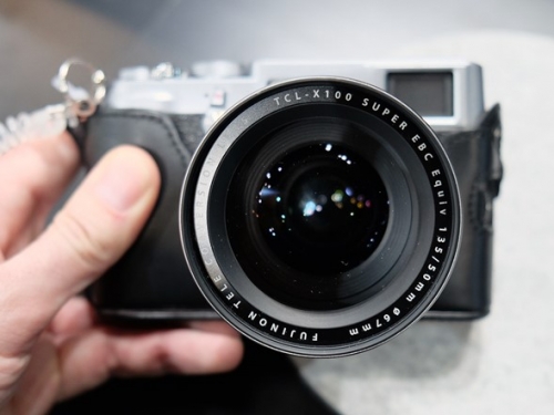 Fujifilm представиха нов 50-милиметров телеконвертор за X100S