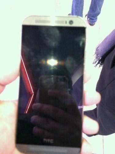 HTC One 2014 на прес-снимки