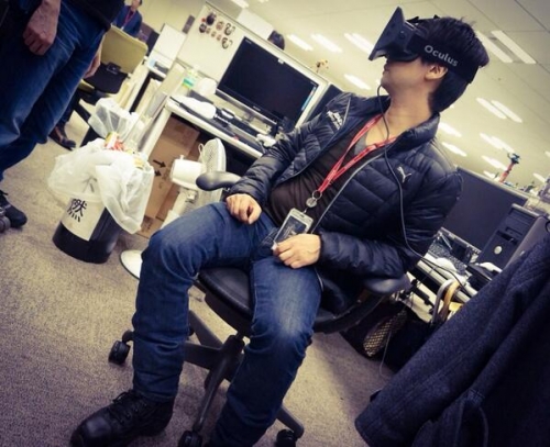 Oculus VR с проблем: компонент за Rift бива спрян от производство