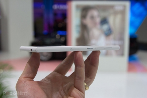 Ултратънкият LTE-таблетфон ZTE Grand Memo II LTE