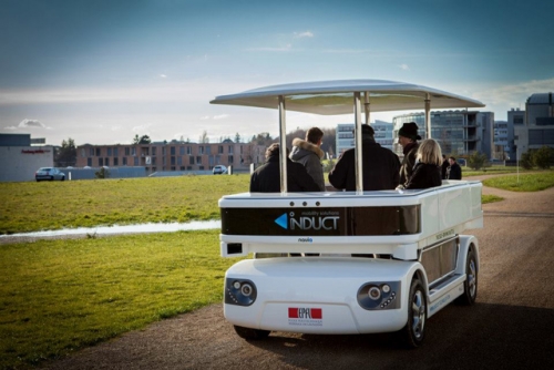 Френски роботизиран автомобил на CES 2014