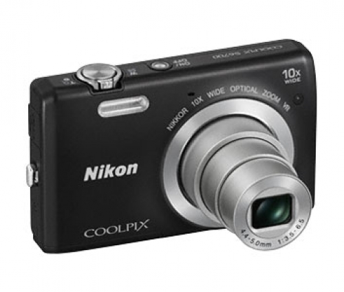 Nikon представи цифровите фотоапарати S3600, S6700 и S2800