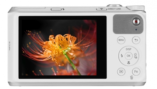 CES 2014: анонс на компактния фотоапарат Samsung WB350F със сензорен дисплей, Wi-Fi и NFC