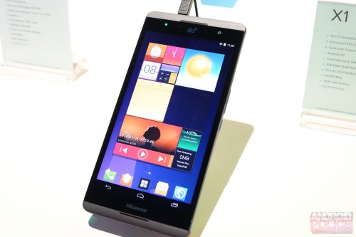 Hisense представиха огромен 6,8-инчов смартфон