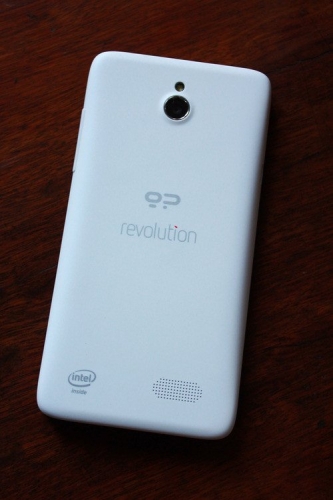 Първи снимки на „революционния“ смартфон от Geeksphone