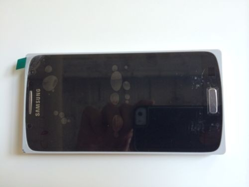 В eBay продадоха първият Tizen-смартфон на Samsung