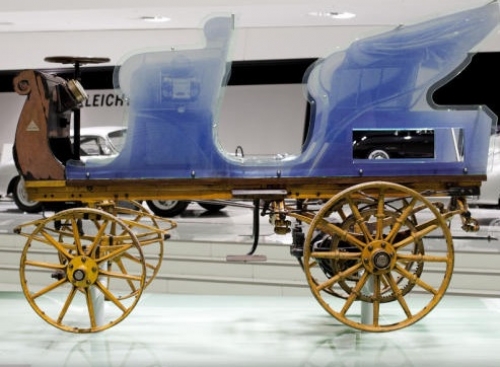 Електрическо Porsche от 1898 година – на показ в Щутгард