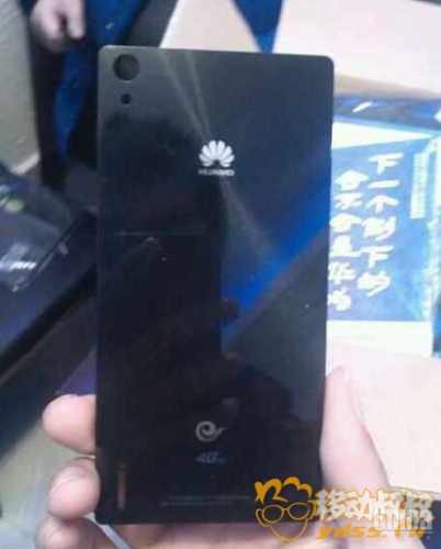 Първи снимки и информация за смартфона Huawei P7