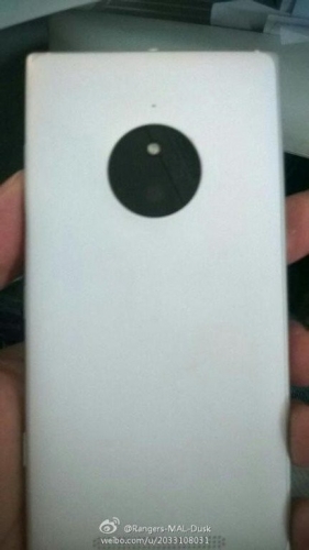 Nokia Lumia 830 на прес-снимка