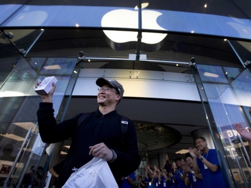 Apple iPhone е наречен заплаха за националната сигурност