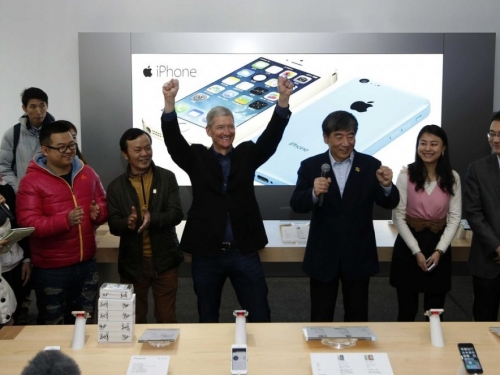 Apple iPhone е наречен заплаха за националната сигурност