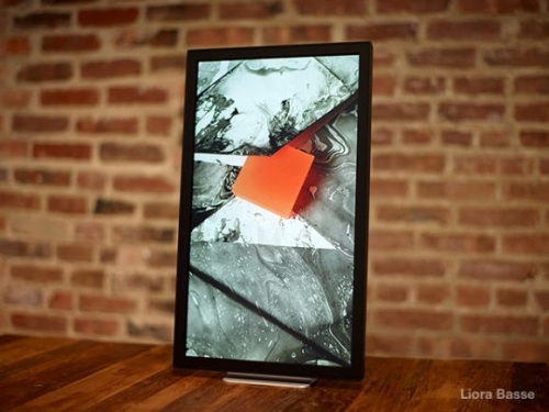 Electronic Objects EO1: цифрова фоторамка за произведения на изкуството